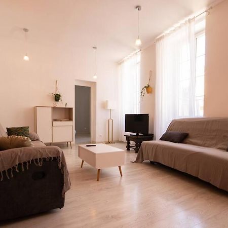 La Fontaine Neuve-Avallon-5 Personnes-1 Chambre-3 Lits-Parking-Wifi Kültér fotó